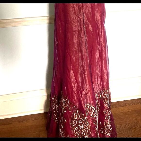 🆕 [Nicole Miller] Burgundy Beaded Silk Lined Gown Sz: 12 NWT! - Picture 5 of 12